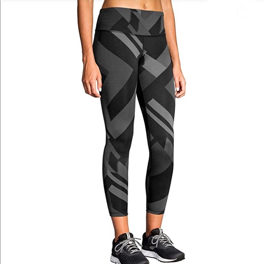 Brooks Greenlight Formation Crop Tights